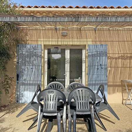 Pleasant Gite, With Collective Heated Swimming Pool, In The Heart Of The Alpilles In Mouries, 4/6 People. Villa Kültér fotó