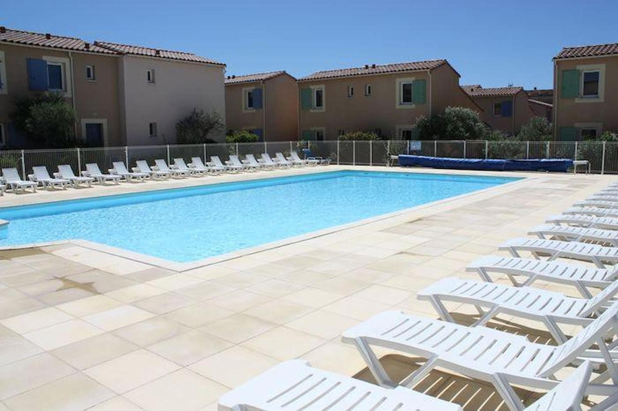 Pleasant Gite, With Collective Heated Swimming Pool, In The Heart Of The Alpilles In Mouries, 4/6 People. Villa Kültér fotó